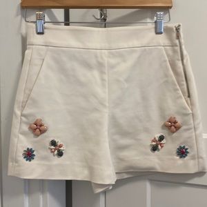 Zara beige high waisted shorts with flowers